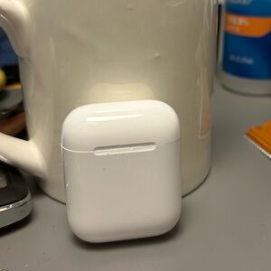 Apple AirPods 2nd generation airpods